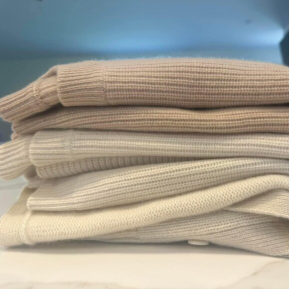 NEW The Curated Chunky Crew Cashmere Sweater Panacotta Size M! VERY RARE COLOR!! - Picture 6 of 17